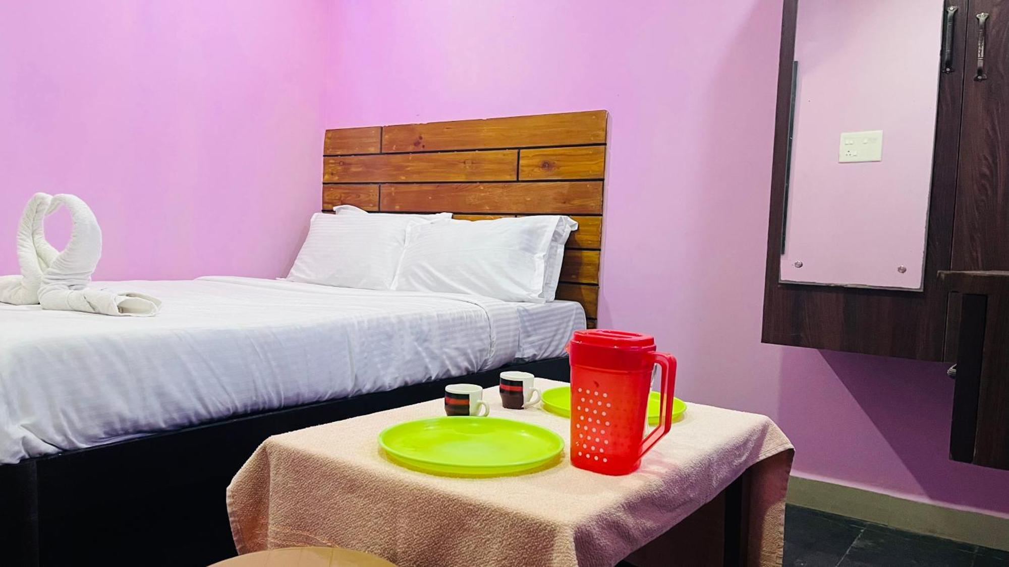 Skyway Rooms Puducherry Zewnętrze zdjęcie